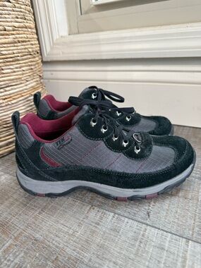 L.L. Bean Tek2.5 waterproof hiking trail shoes sz7